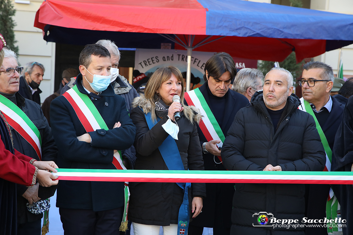 VBS_5781 - 10.ma Fiera Nazionale del Tartufo e Fiera dei Santi.jpg